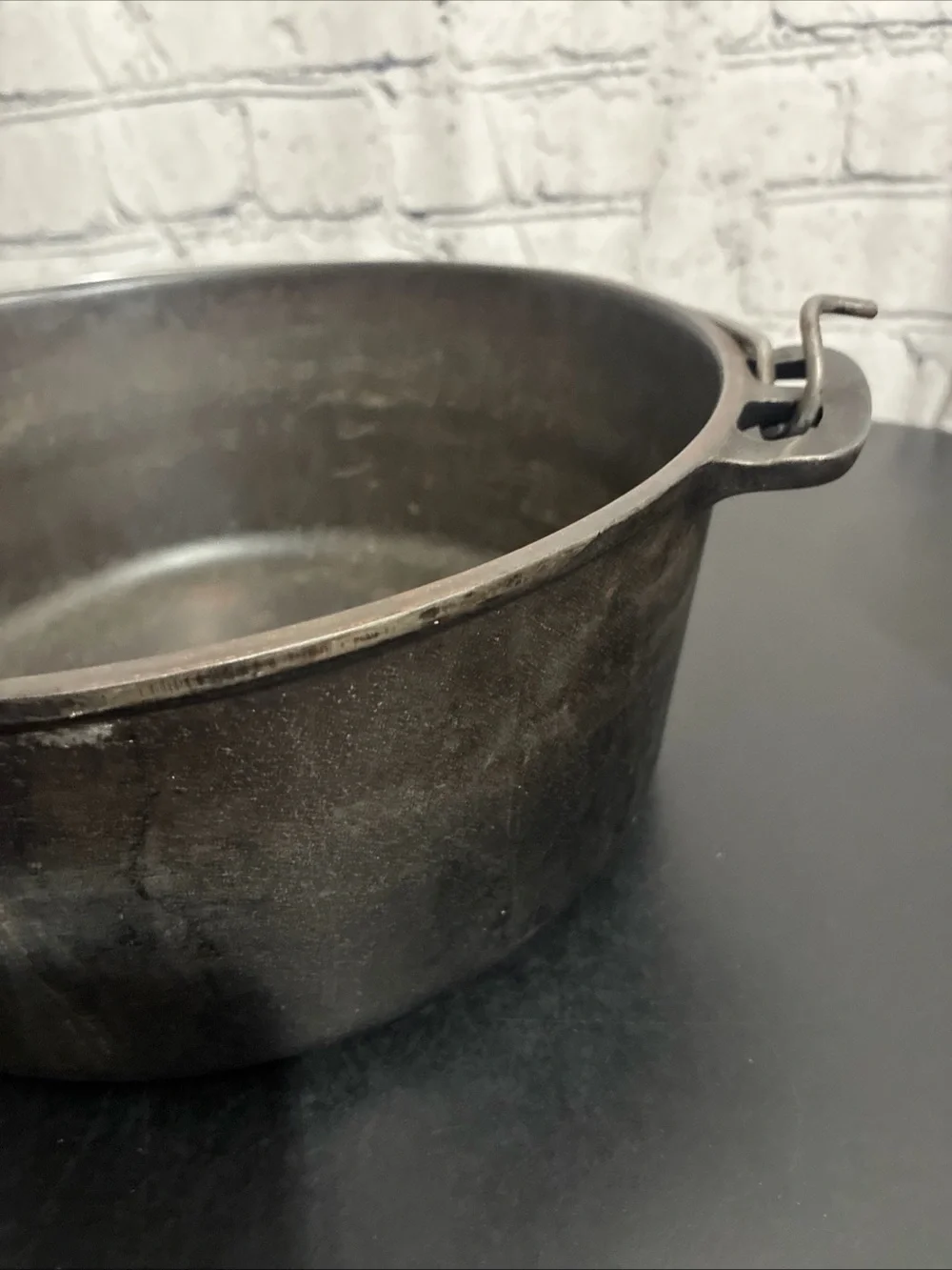 VINTAGE WAGNER WARE SIDNEY O 1268 C DUTCH OVEN With Wagner C -8 LID BAIL HANDLE